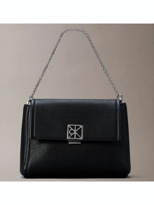 EMBLEM HARDWARE PEBBLED CROSSBODY BAG