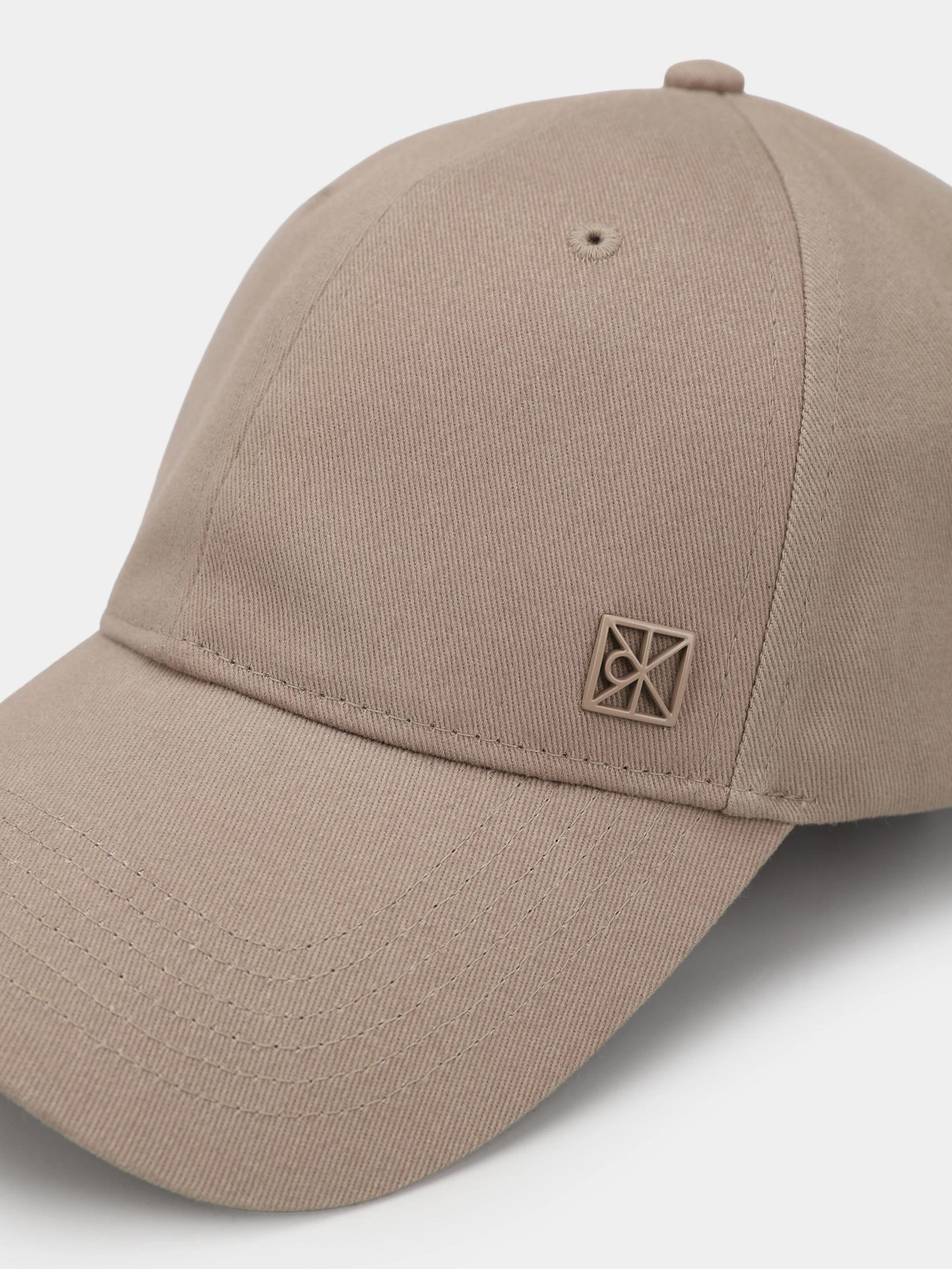 EMBLEM HARDWARE BASEBALL CAP