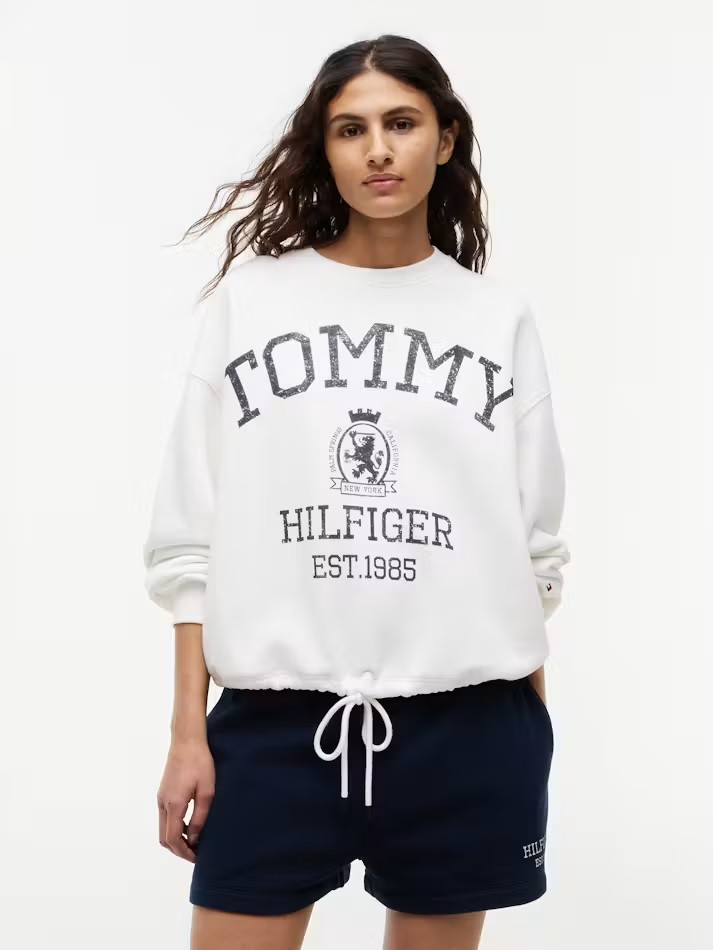 VARSITY CREST MODERN SWEATSHIRT