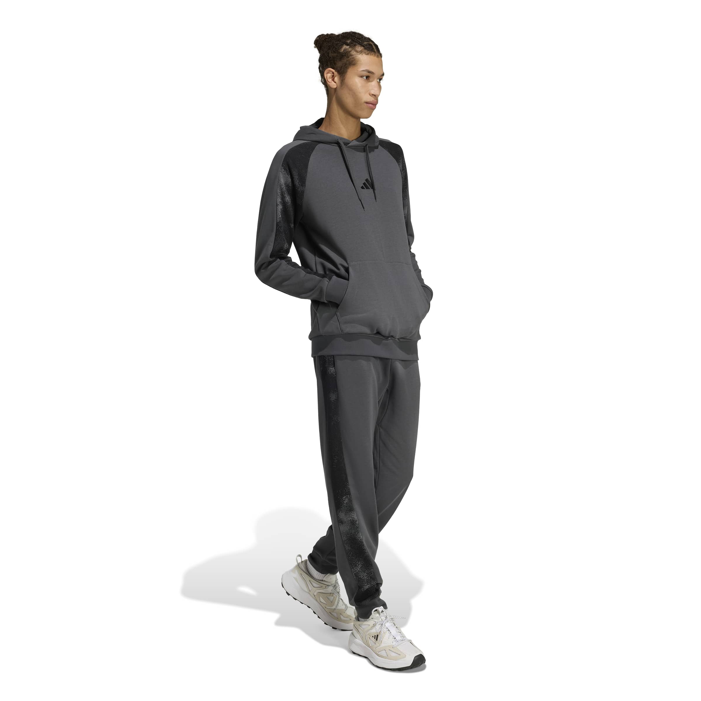 SPORTSWEAR APP MEN