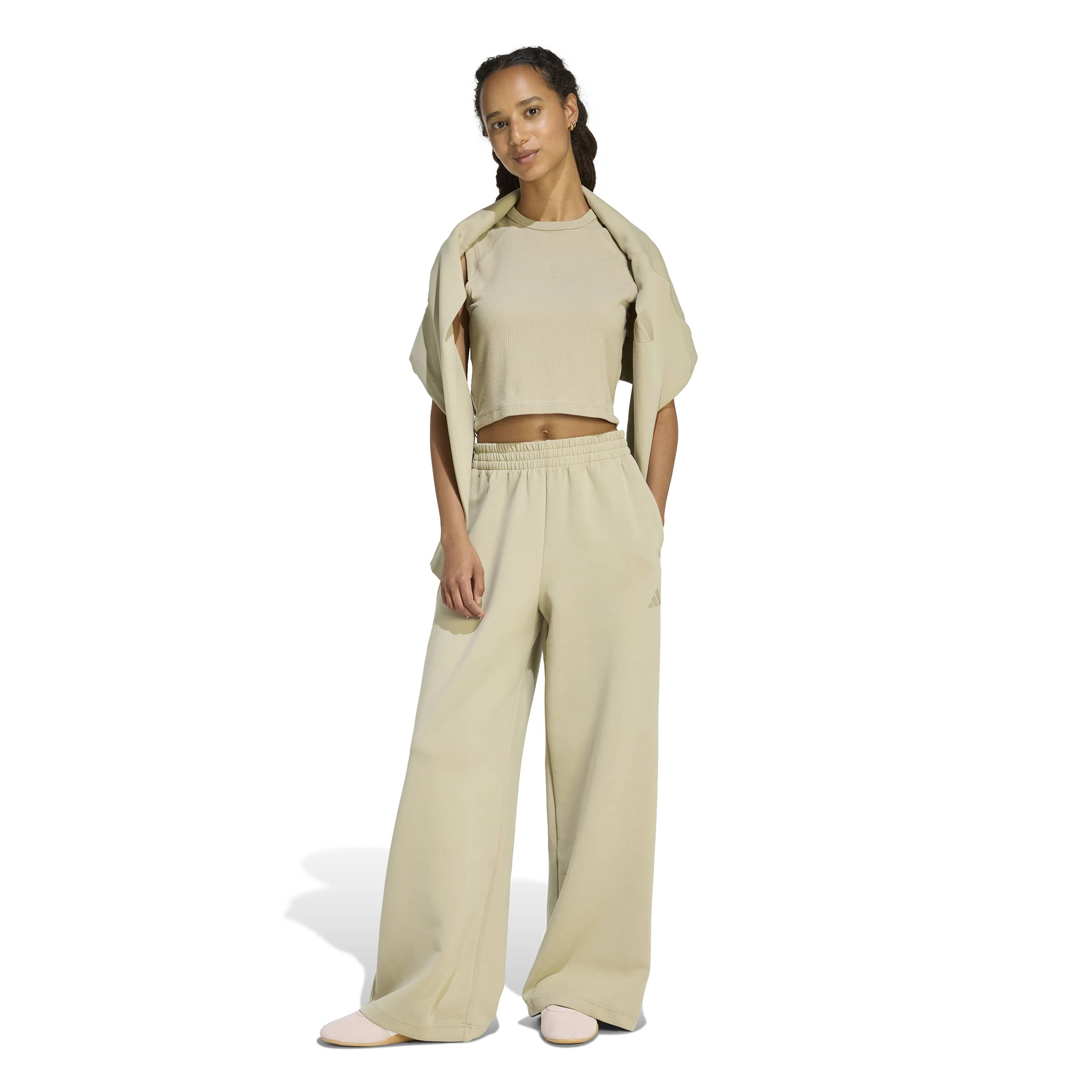SPORTSWEAR APP WOMEN