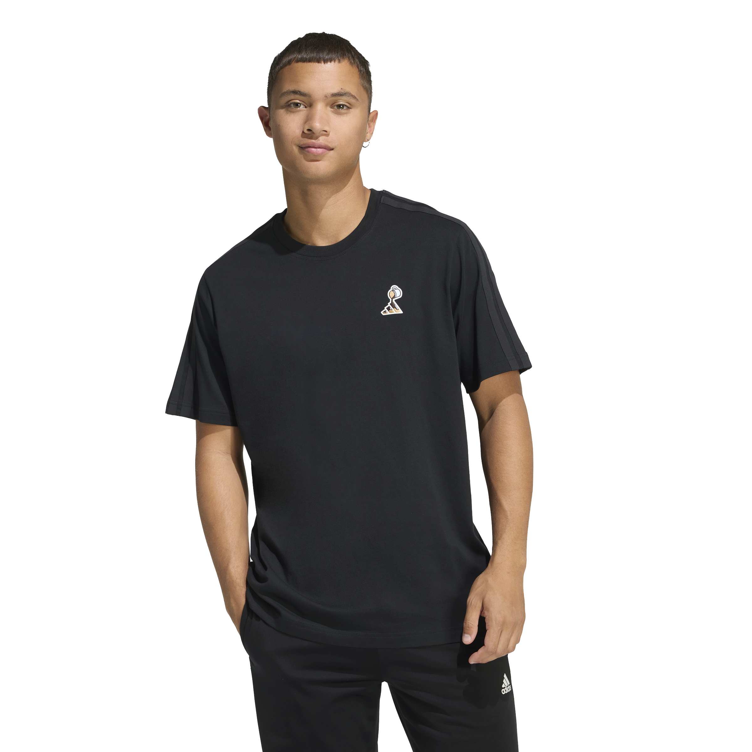 SPORTSWEAR APP GRAPHICS MEN