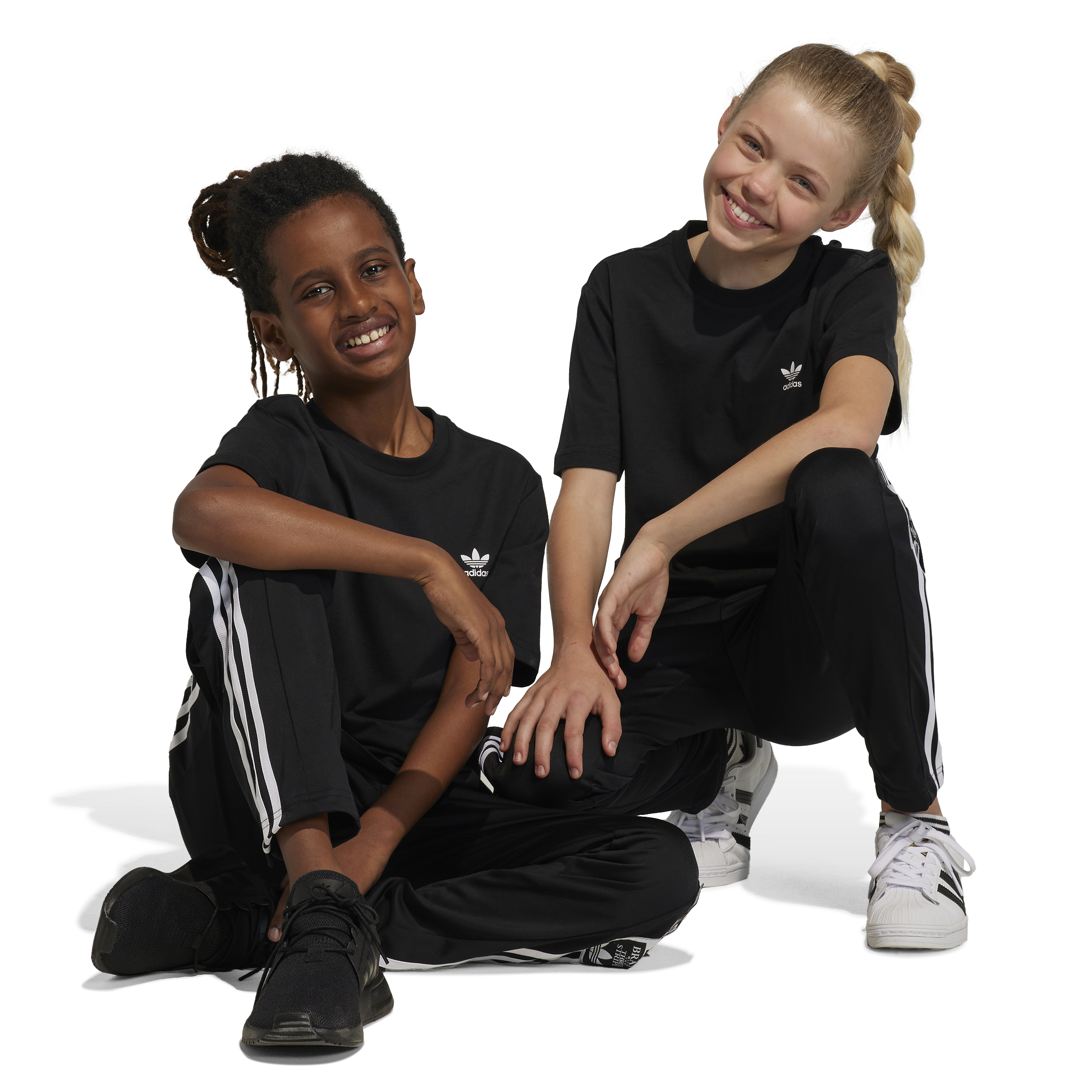 Adidas tee T-shirt black for kidz