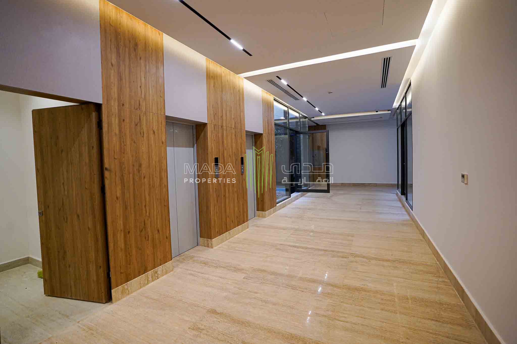 1050 | Makeen Commercial