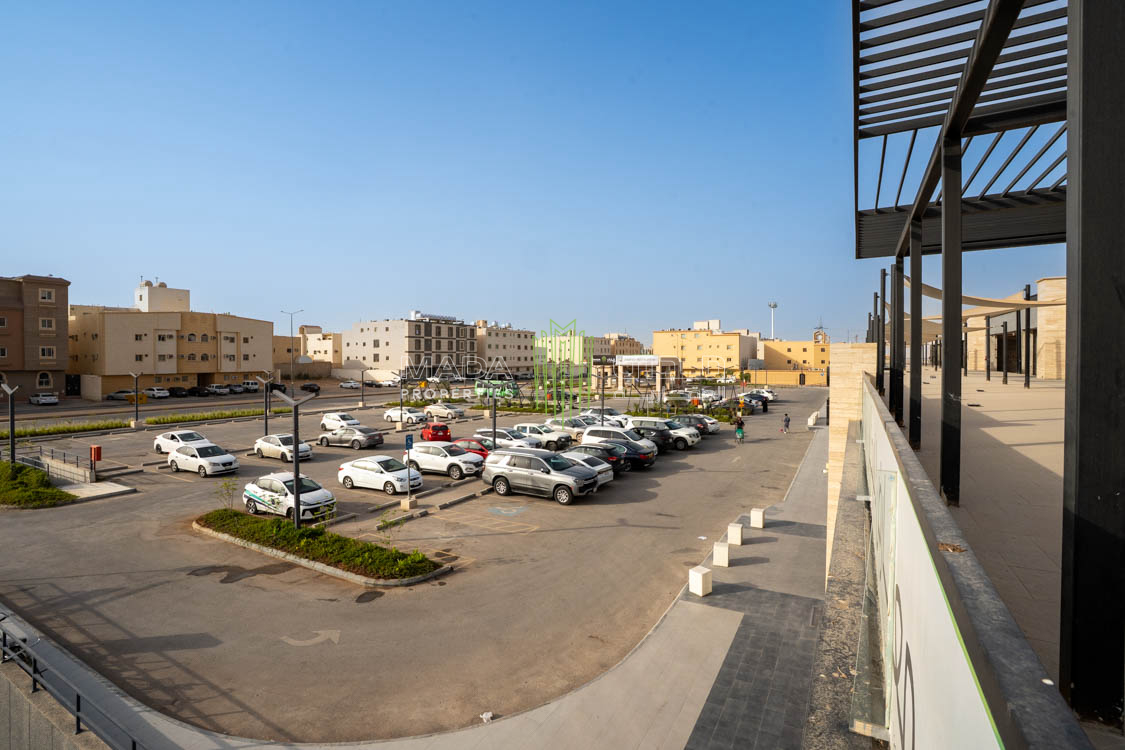 Laban Square Complex Project - 1037