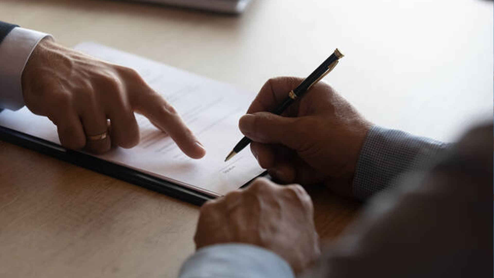 Saudi Banking Sector Hits Record $850B in Loans | Vision 2030 Growth